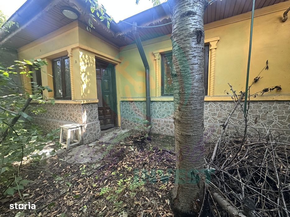 Casuta batraneasca cu teren 184 mp de inchiriat