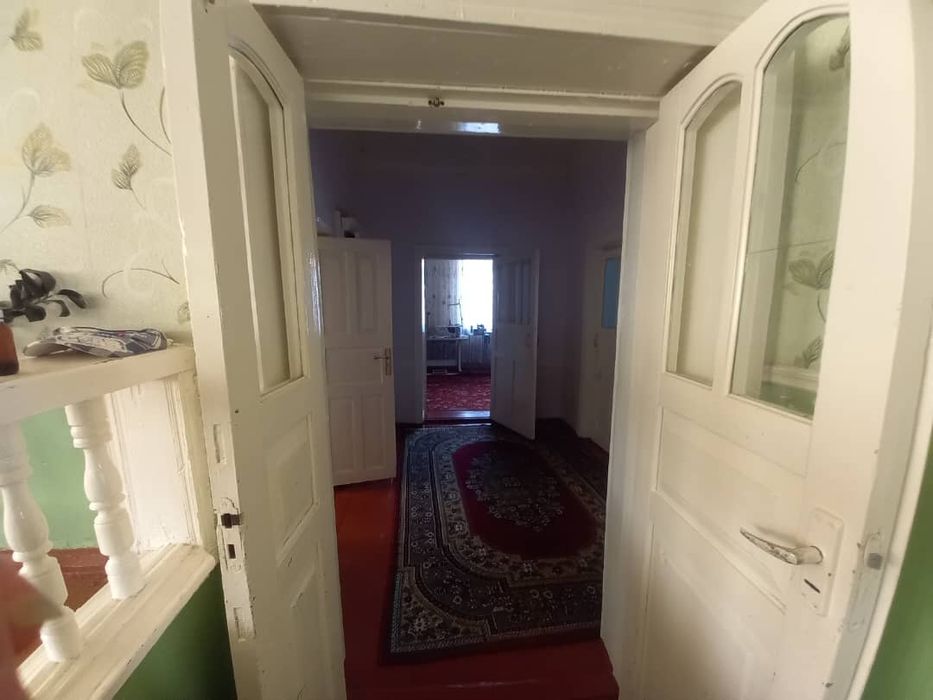 Ховли жой сотилади