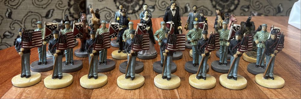 Шахматни фигури.