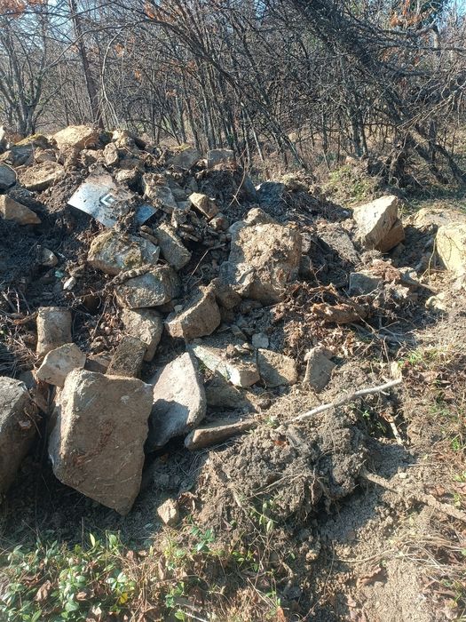 Продавам дялан камък