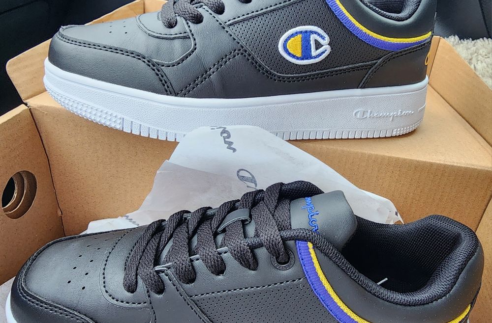 Adidași Champion Damă