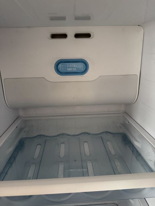 Masina splat vase frigider side by side si masina spalat rufe