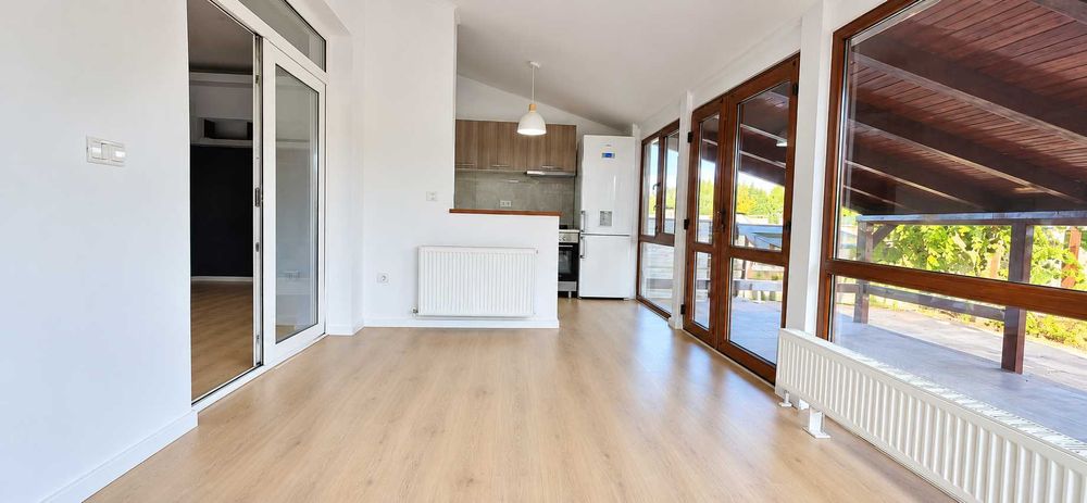 Casă individuală de închiriat – 5 camere, 2 băi cu geam, teren 630 mp – Dumbrăvița