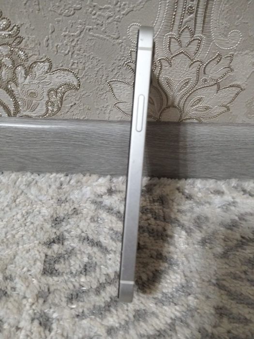 Продам айфон 12!