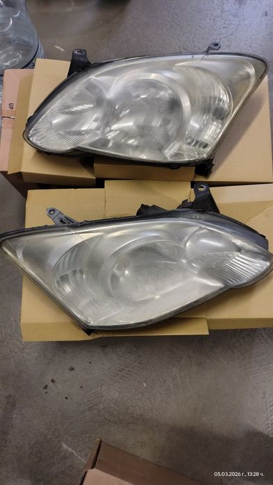 Фарове от Toyota Corolla