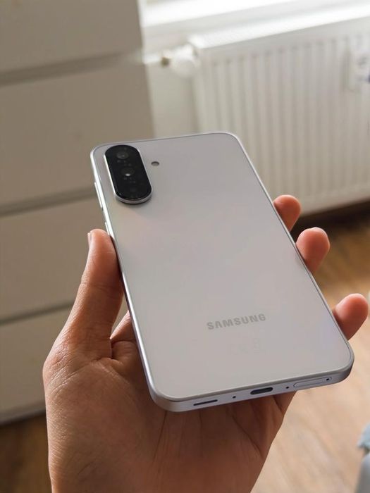 samsung a36 256 гб обмен или продам
