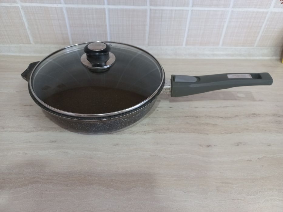 Кастрюли 3, 4 литра