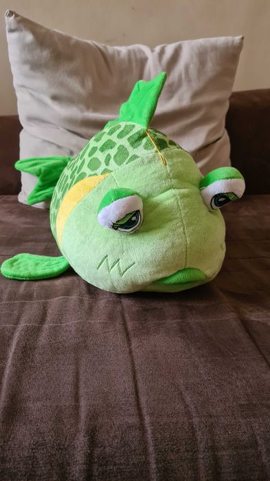 Плюшена голяма риба и други