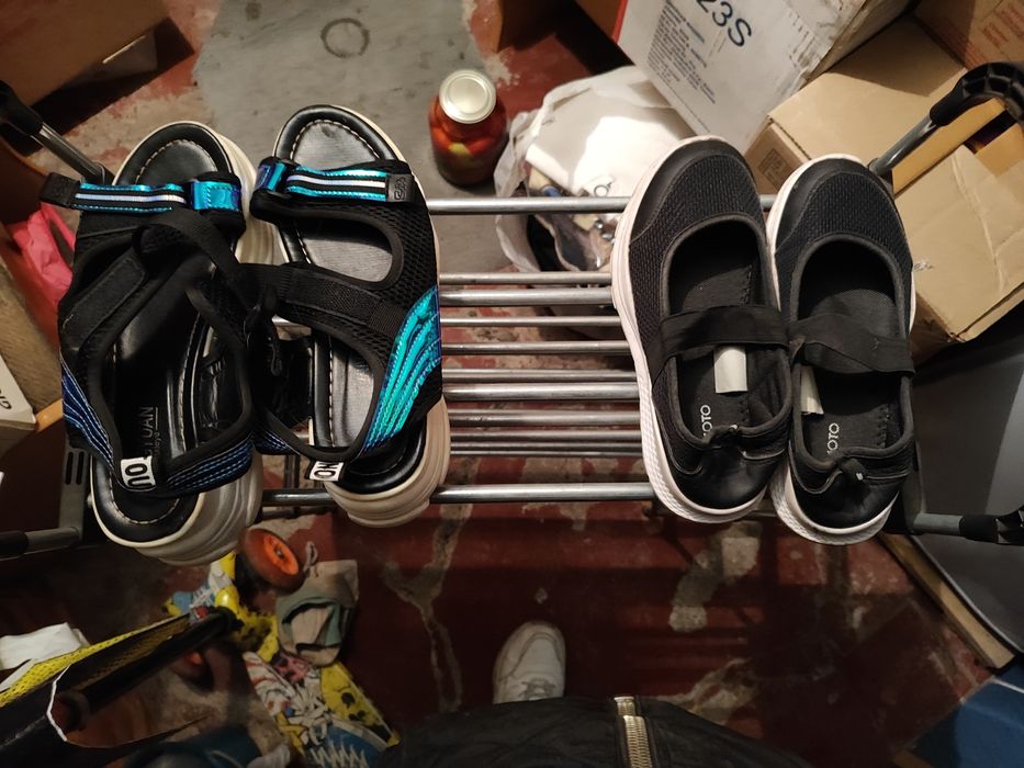 Продаю платье, юбки штаны на девочку 9 лет