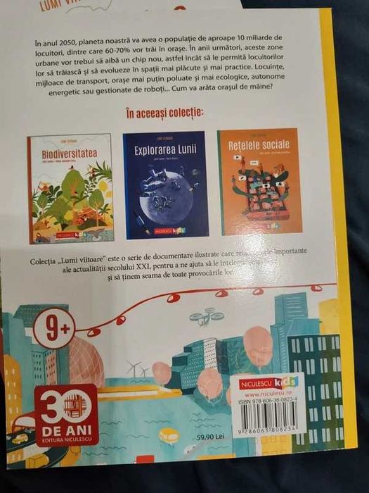 Lot 3 carti - Biodiversitatea, Orasele, Rețele sociale