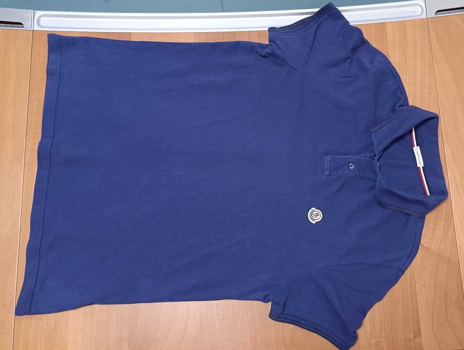 Moncler-Много Запазена