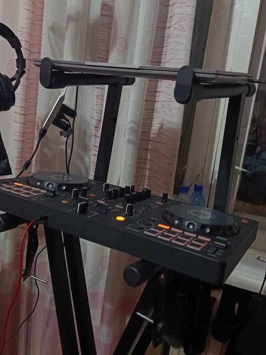 Продаю Pioneer DDJ Flx4