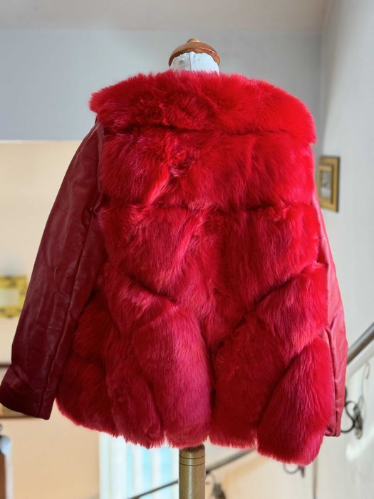 Haină 2 în 1 din blană artificială, cu mâneci detașabile – roșu intens