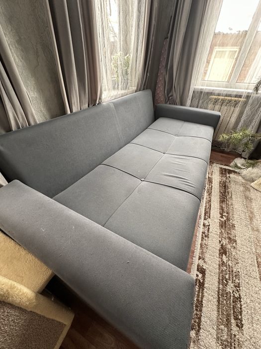 Отдам в дар диван раскладной