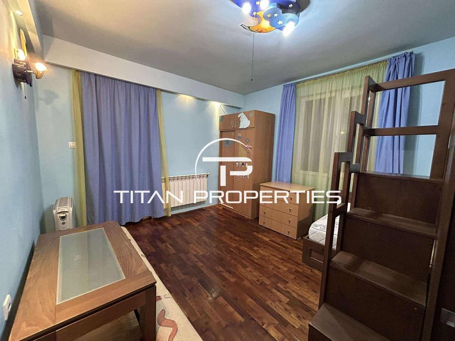 Дава се под наем Тристаен апартамент в Варна, Базар Левски - 110 кв.м за 869 € - Снимка #10