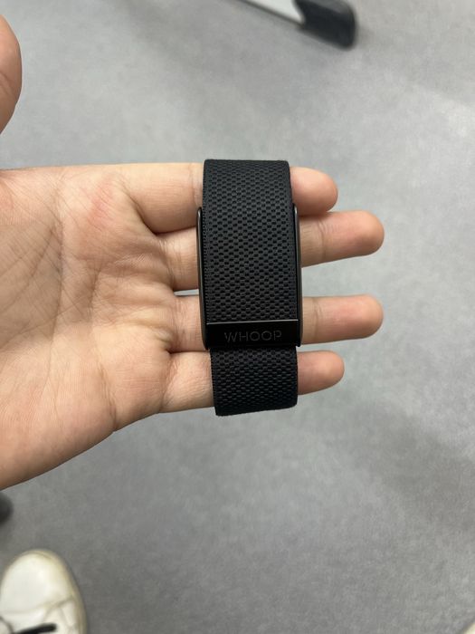 Whoop 4.0 браслет
