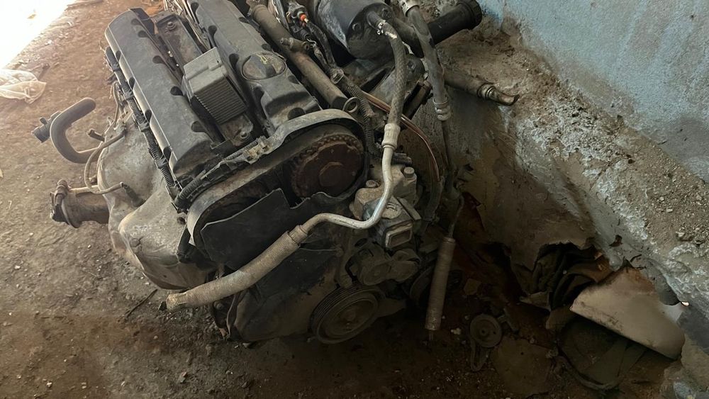 Двигатель  и АККП Пежо 307