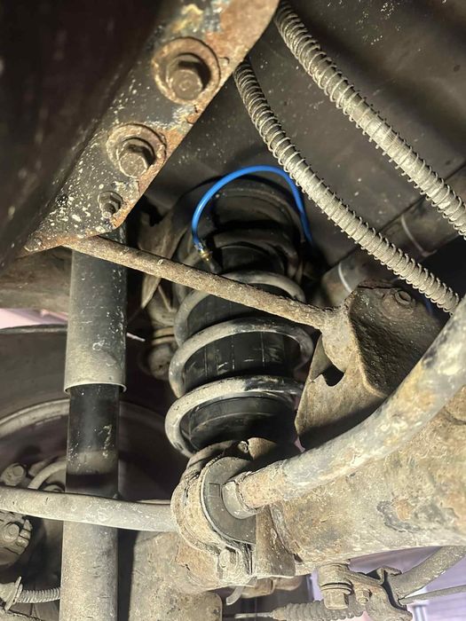 Perne auxiliare arcuri elicoidale