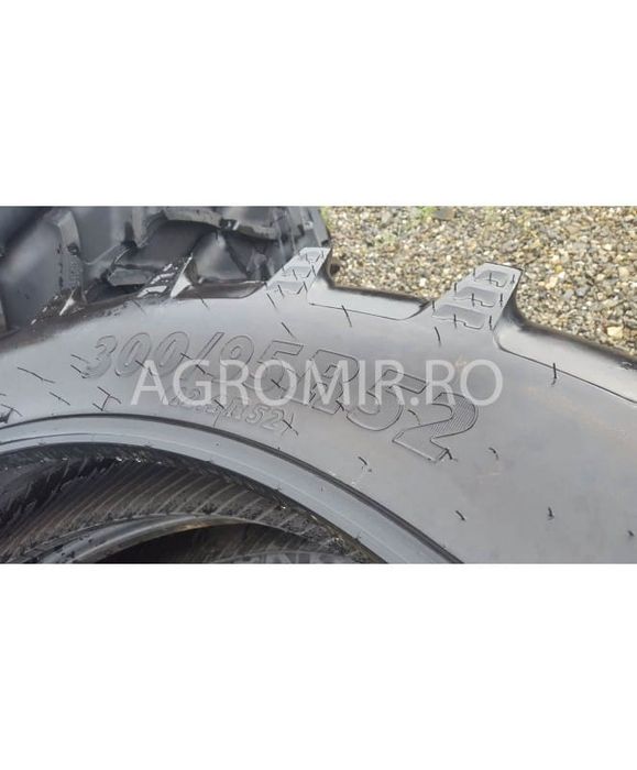 300/95 r52 bkt agrimax rt955 151a8/b tl  Cauciucuri tractor, Fiat, Case, Fendt, John Deere, New Holland, Massey Ferguson, UTB   Cauciucuri tractor, Fi