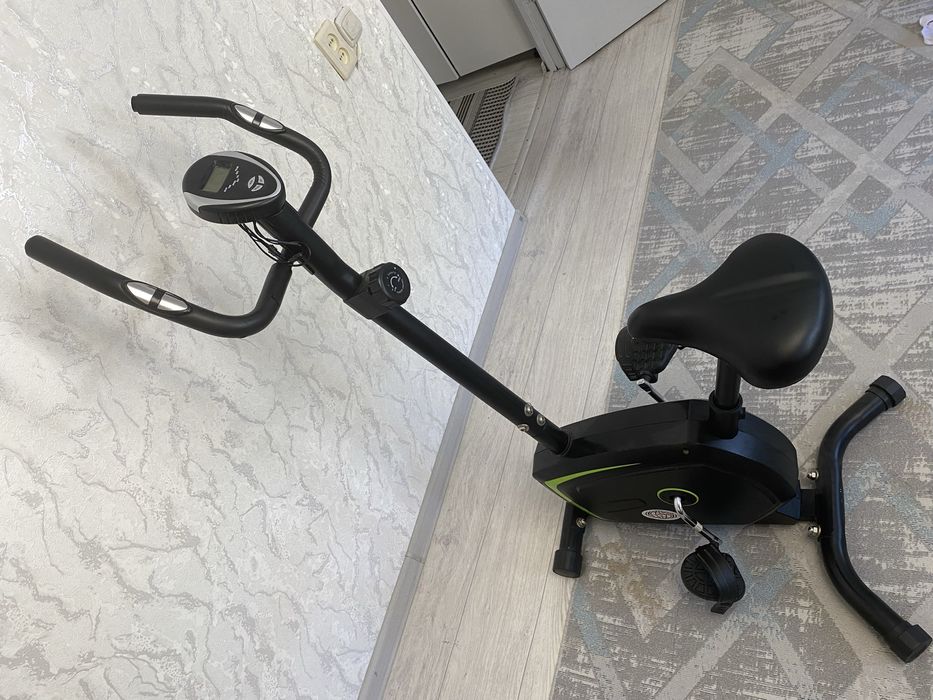 Велотренажер в отл состоянии