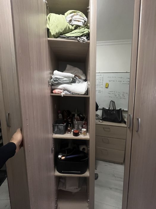 Продам Шкаф срочно