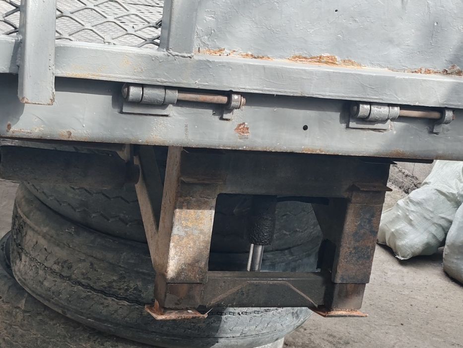 Продам  платформу на эвакуатор