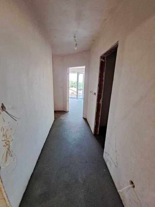 Продава се Тристаен апартамент в Варна, Автогара - 101 кв.м за 1529 €/кв.м - Снимка #4