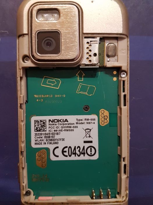 Телефон Nokia N97