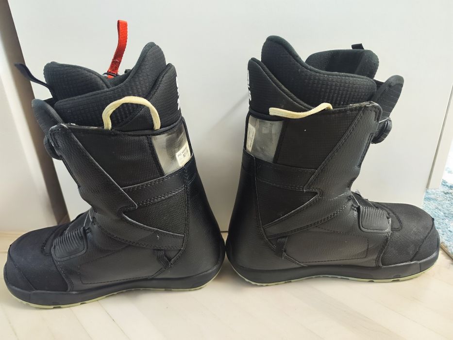 Boots Burton marina 41