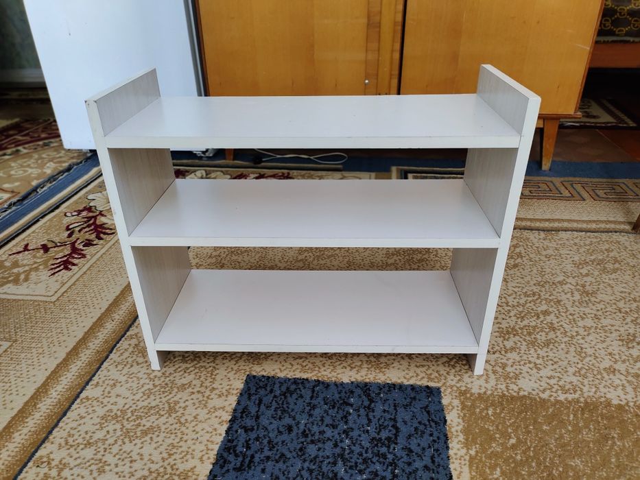 Обувная полочка продам