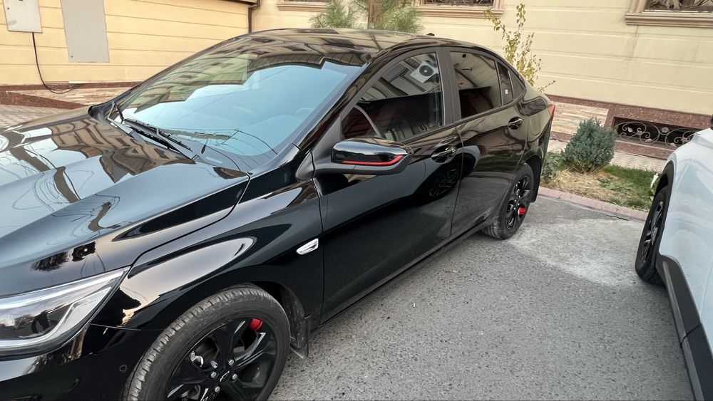 Onix Redline 2025
