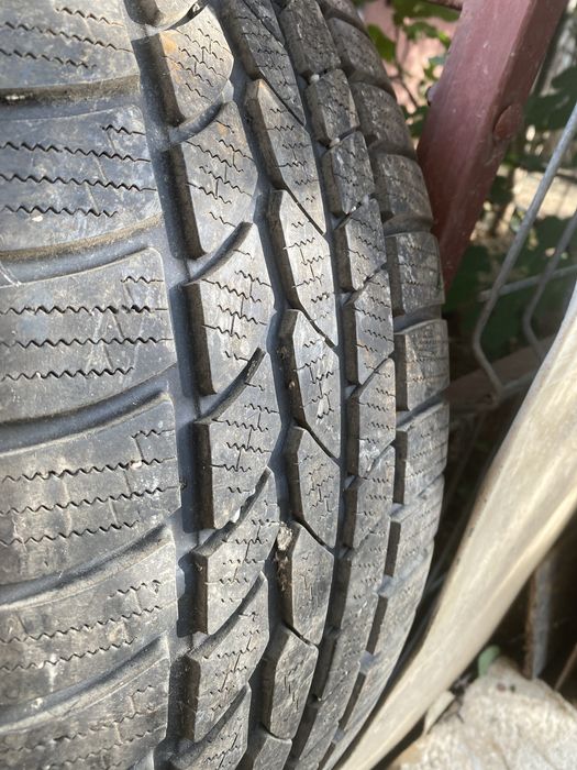 Cauciucuri 255x50x19 si 255x55x18