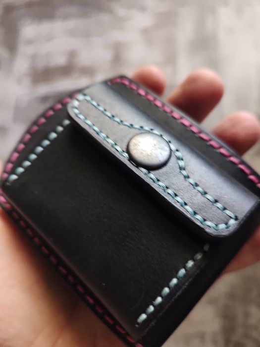 Ръчно изработени кожени изделия.