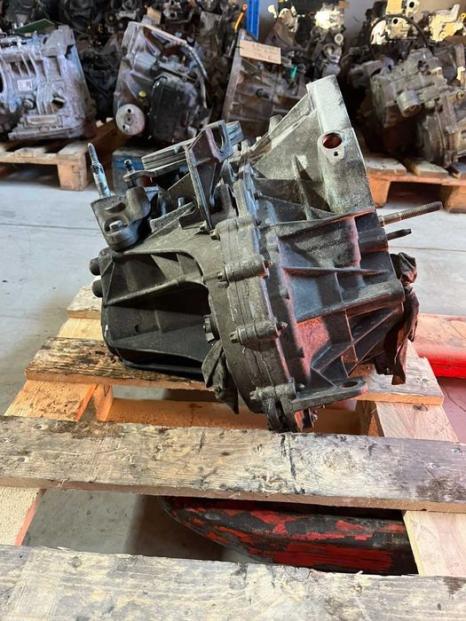 Скоростна Кутия RENAULT MEGANE 1.5 DCI 05г.-Ръчна 6ск.