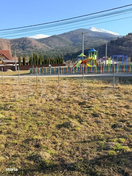 Teren intravilan de vanzare – Sambata de Sus +4 ATV-URI + 1 CONTAINE