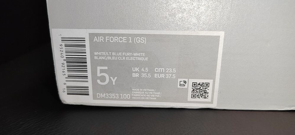 Nike Air Force 1 Limited Edition, номер 37,5
