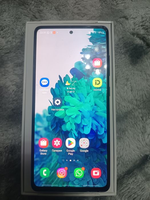Продам Samsung s20 fe