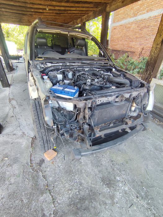 Nissan Navara d40 -2012г-2.5dci-190кс-Автомат