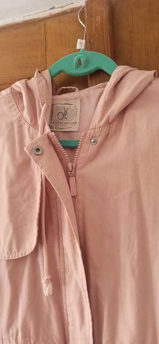 Trenci adolescenți roz