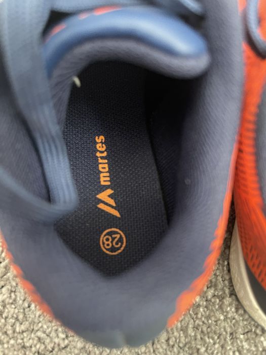 Adidasi fotbal baieti