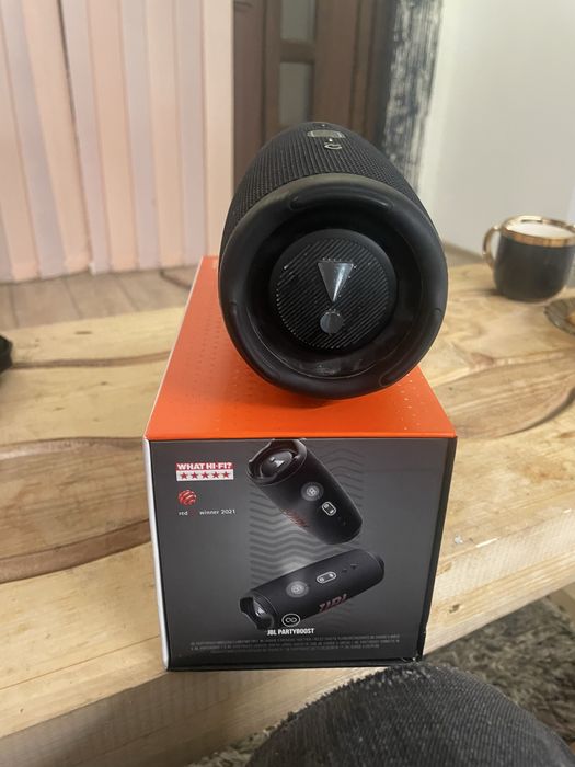 Speaker JBL   charge  5