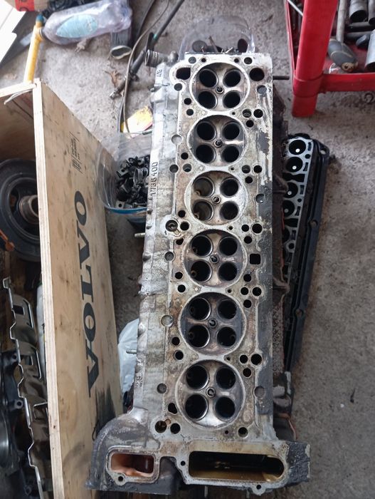 ГБЦ М50б25 ванус,имеется микро трещина,