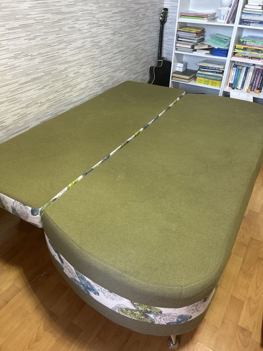 Диван, книжка, раскладывается