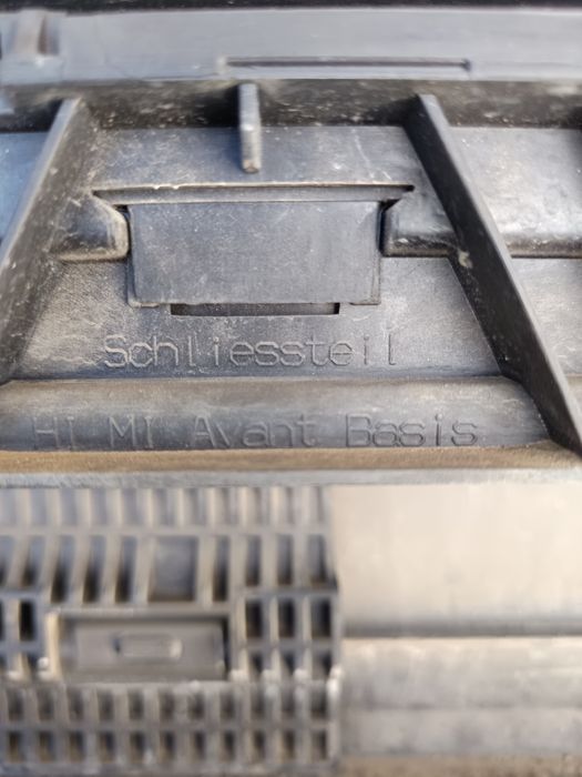 Bara spate audi A4 b9 avant