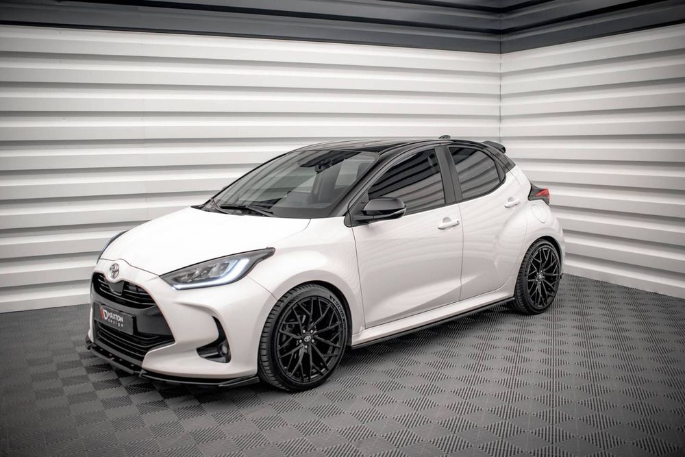 Pachet Prelungiri compatibil cu Toyota Yaris GR Sport Maxton Design