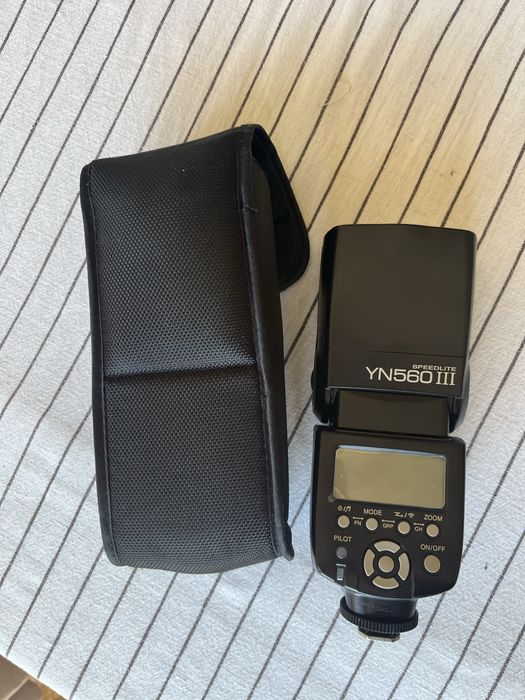 Светкавица Yongnuo YN560-III за Canon