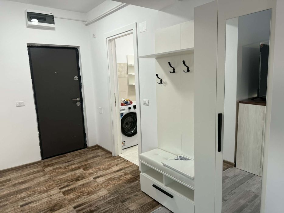Închiriez apartament 2 camere