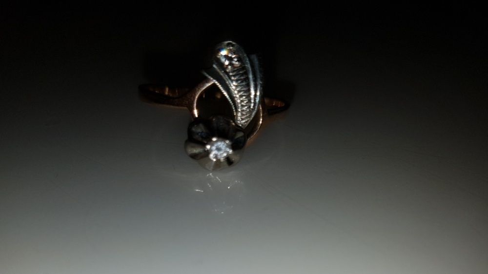 Кольцо с бриллиантами 585 пробы, 17.5 раз