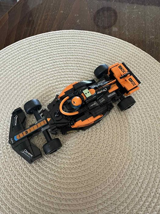 Конструктор Лего Формула 1 McLaren