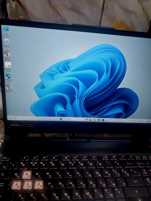 новый ноутбук асус